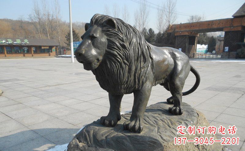 聊城中领雕塑推出一款精美的华丽非洲狮铜雕,将…