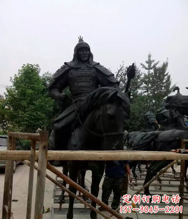 聊城浪漫古将骑马铜雕,让您感受古代将军的风采!
