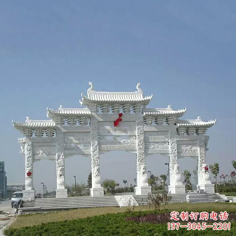 聊城精美石牌坊雕塑,美化您的空间