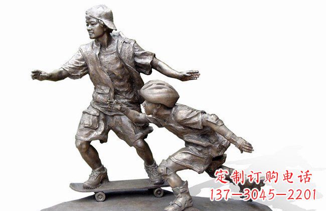 聊城令人惊叹的广场滑板男孩铜雕塑