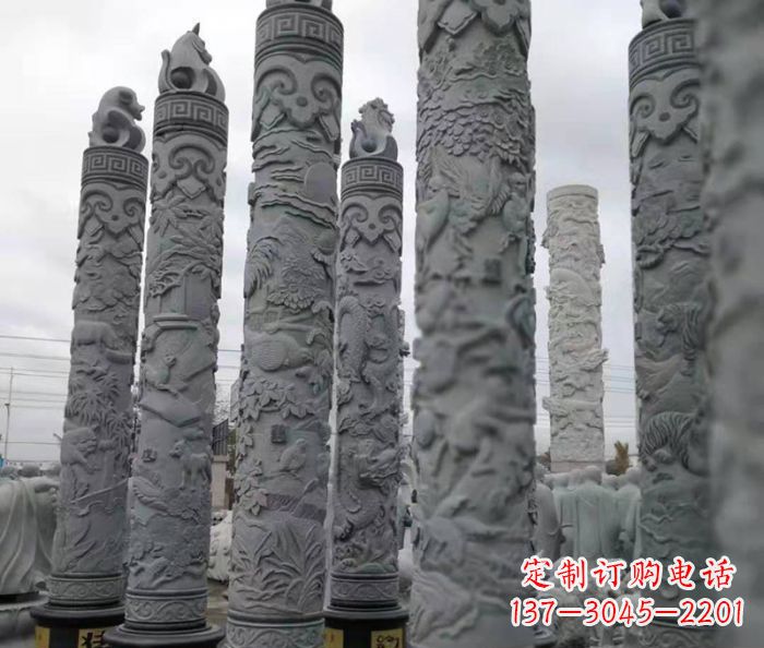 聊城中领雕塑:12生肖石柱——精致美观的雕塑定制