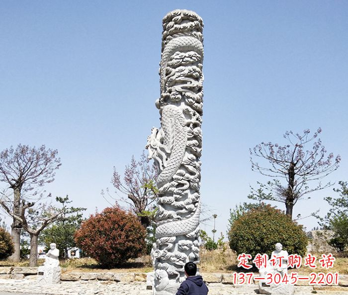聊城广场景观大理石盘龙柱石雕