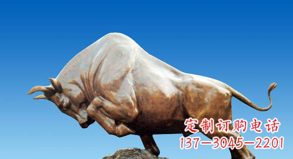 聊城广场开荒拓荒牛铜雕