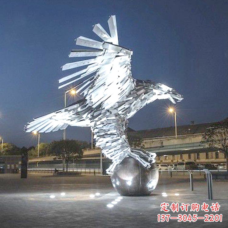 聊城广场老鹰不锈钢景观雕塑