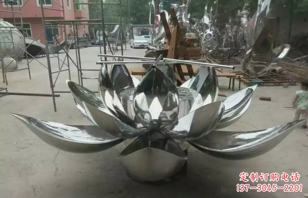 聊城广场莲花不锈钢雕塑