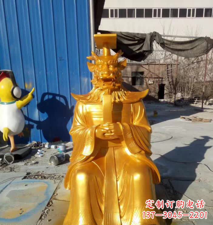 聊城中领雕塑:精美龙王铜雕