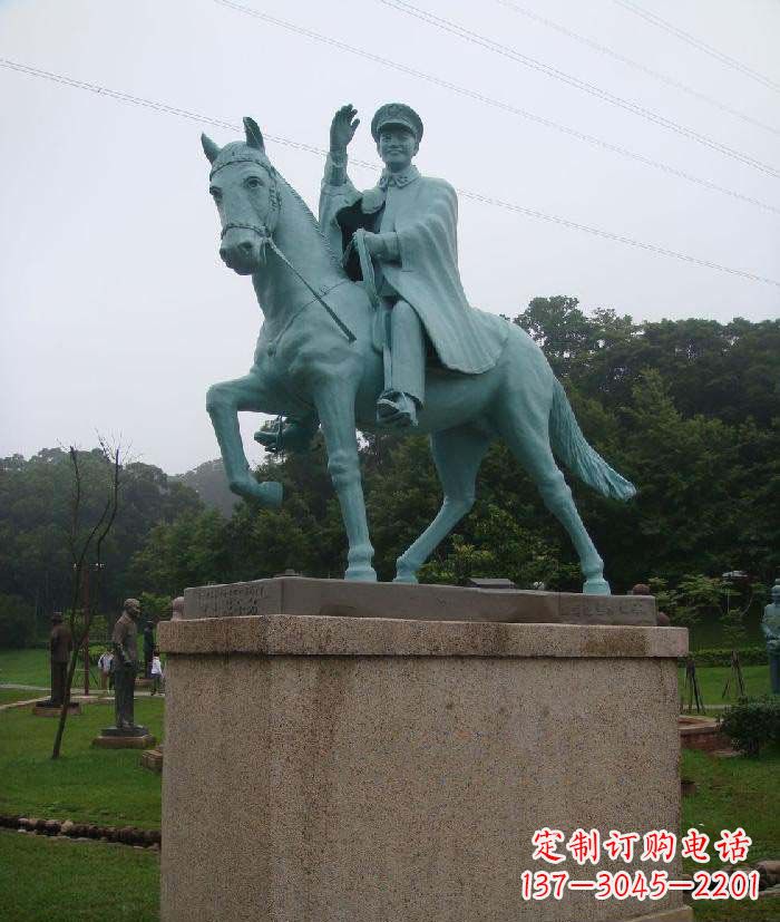 聊城解放军景观铜雕骑马雕塑