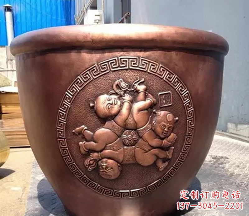 聊城中领雕塑出品，高端水缸铜雕塑