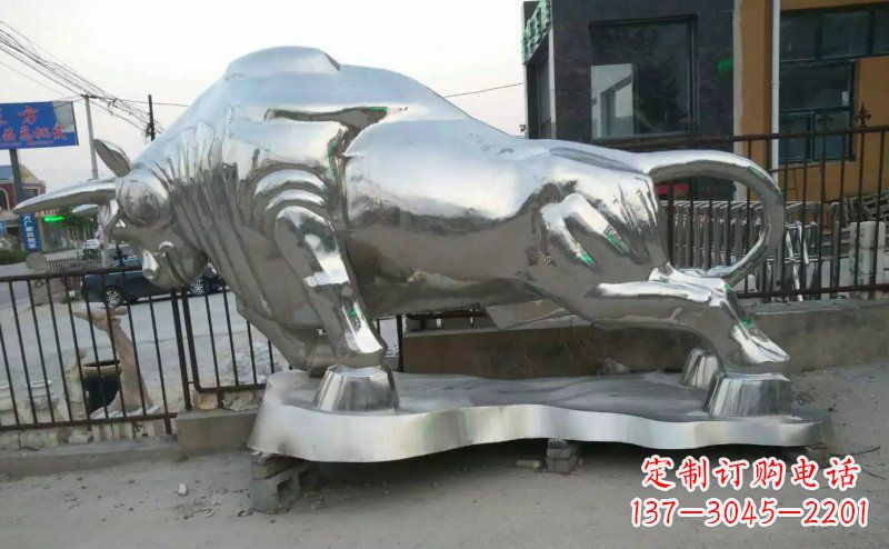 聊城独特的拓荒牛不锈钢雕塑