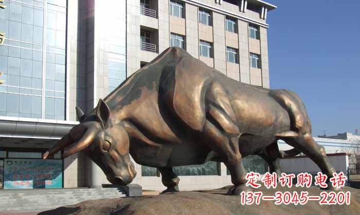 聊城拓荒牛铜雕塑——将历史传承到现代