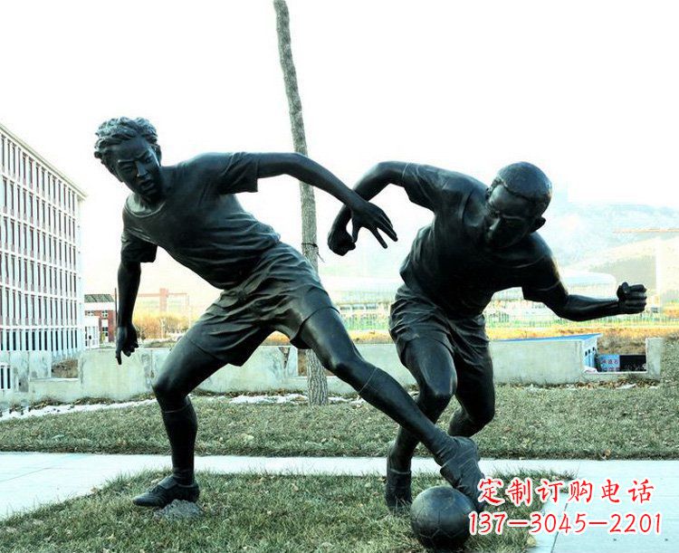 聊城中领雕塑-复原完美动态,足球铜雕玩偶