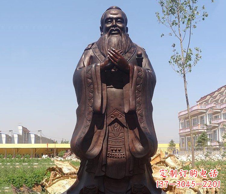 聊城精美的纪念孔子雕像,珍藏中华文化精髓