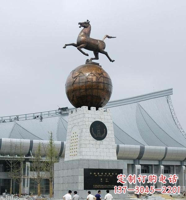 聊城世界地球铜雕,完美展现地球的神秘与美丽