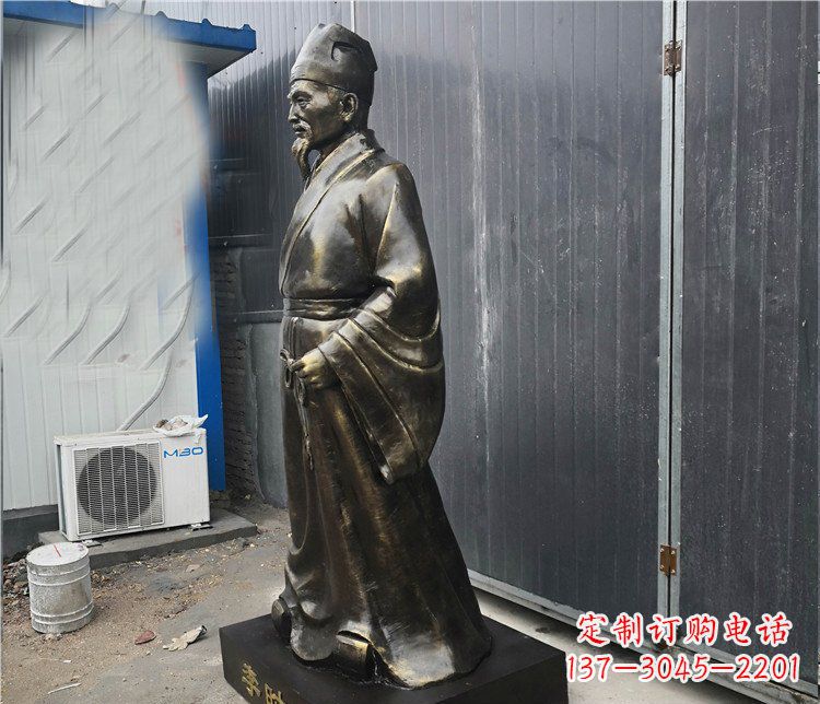 聊城铸铜李时珍医学家雕塑,致敬伟大的医学先驱