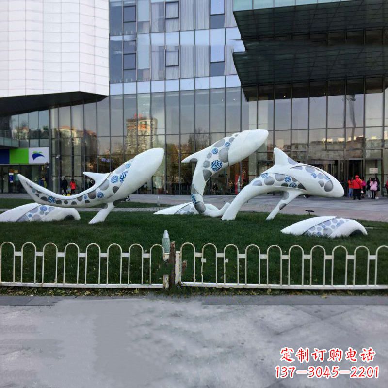 聊城城市绿地观赏海豚雕塑