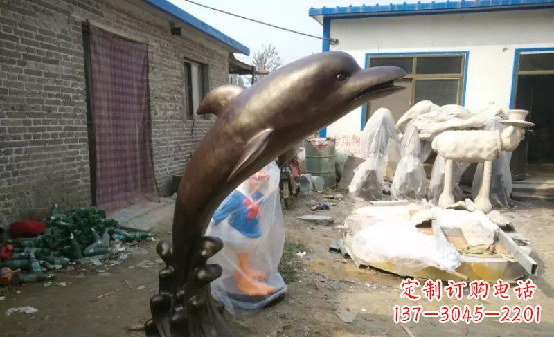 聊城海豚精美铜雕,给你不一样的视觉享受