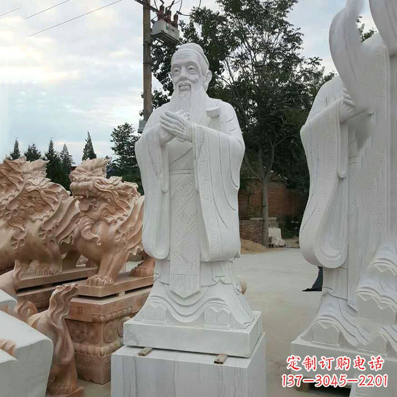 聊城海外的孔子雕像——展示中国文化的象征