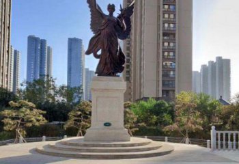聊城中领雕塑：精致的女神铜雕