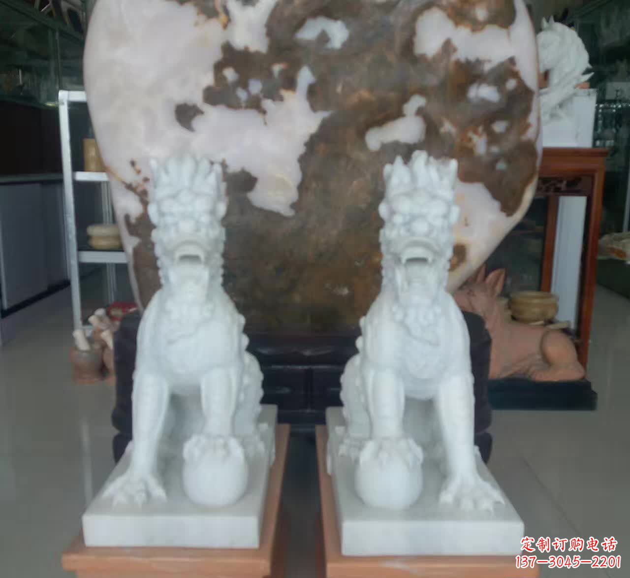 聊城浓情似火热情似红麒麟石雕