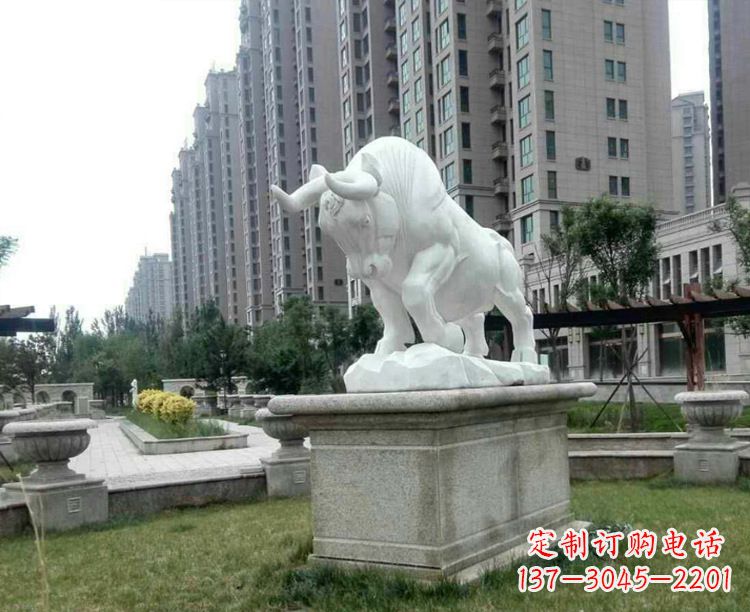 聊城汉白玉开荒牛小区园林动物石雕