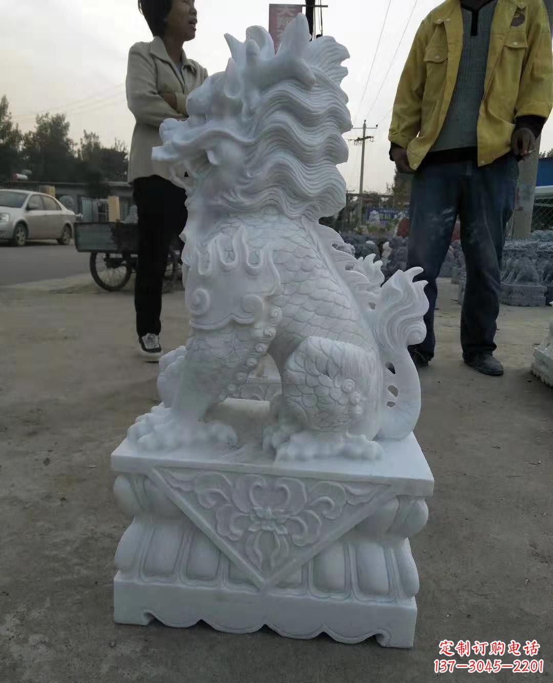 聊城精致绝伦的汉白玉门口古代神兽镇宅麒麟雕塑