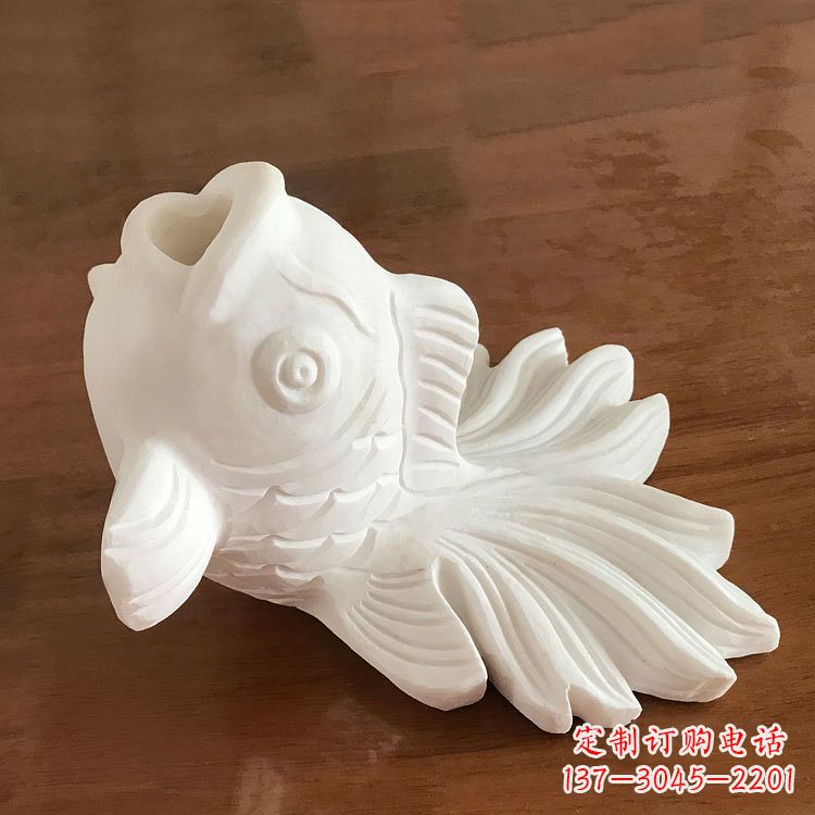 聊城精致美观的汉白玉喷水金鱼石雕动物雕塑