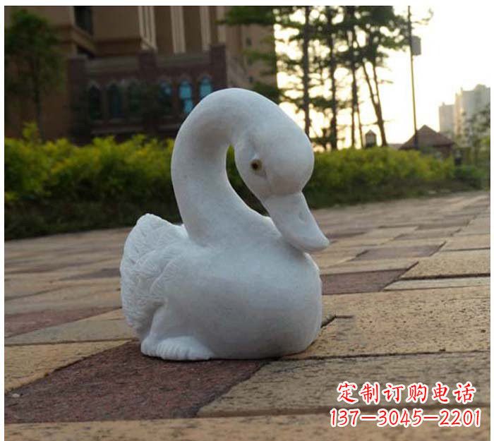 聊城汉白玉天鹅石雕塑,精美瑰丽