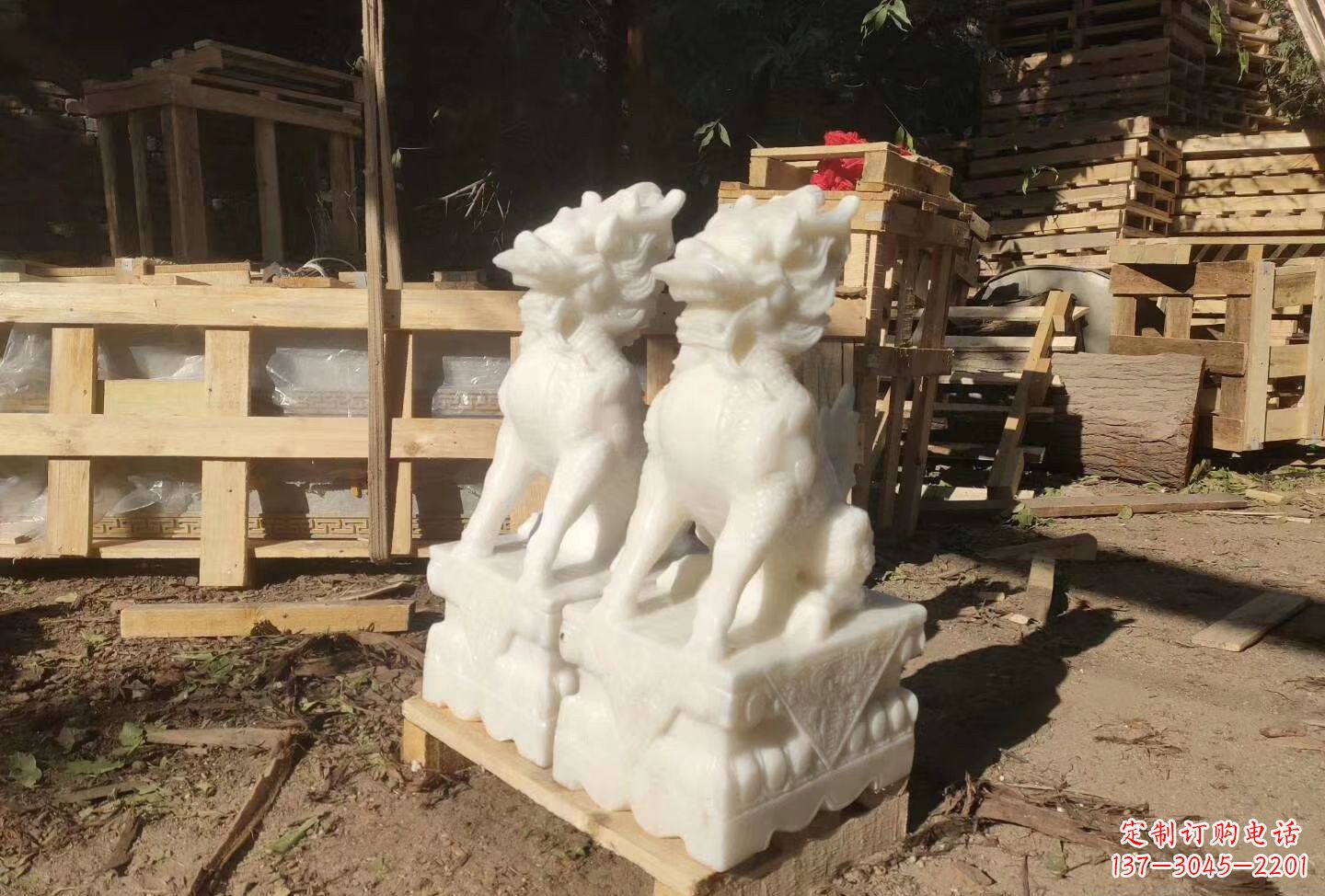 聊城汉白玉手工麒麟雕塑,瑞气招财鼎盛