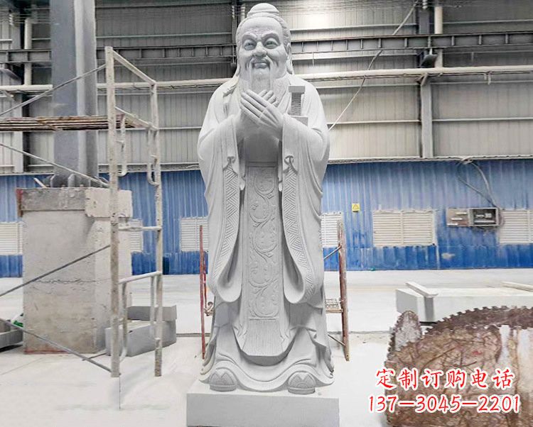聊城合浦一中孔子雕像,传承文明智慧