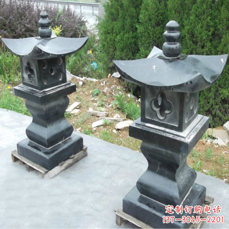 聊城黑曜石材质灯笼雕塑