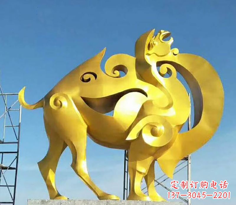 聊城精美骆驼雕塑——为你的空间增添独一无二的美感