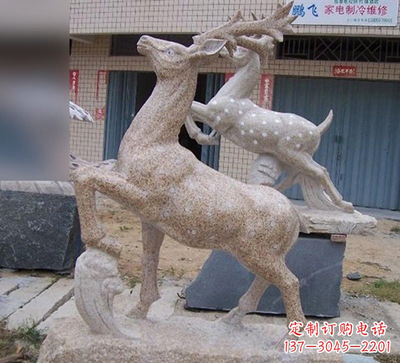 聊城花岗岩梅花鹿雕塑,象征着美丽的永恒