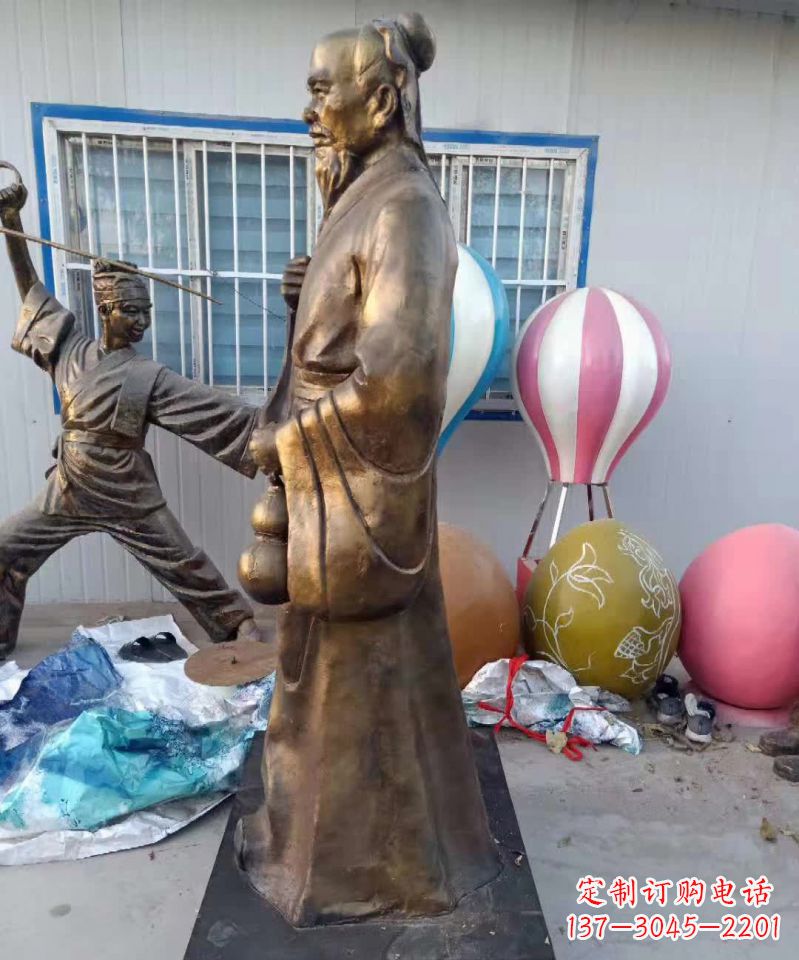 聊城传承中医华佗的传奇—华佗名医铜雕