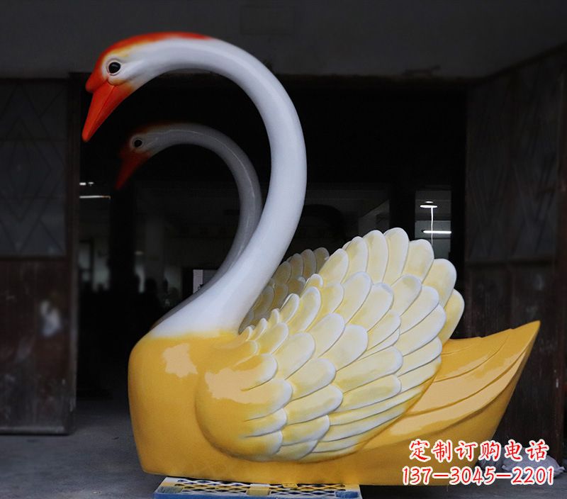 聊城爱心天鹅雕塑,让你的爱永生