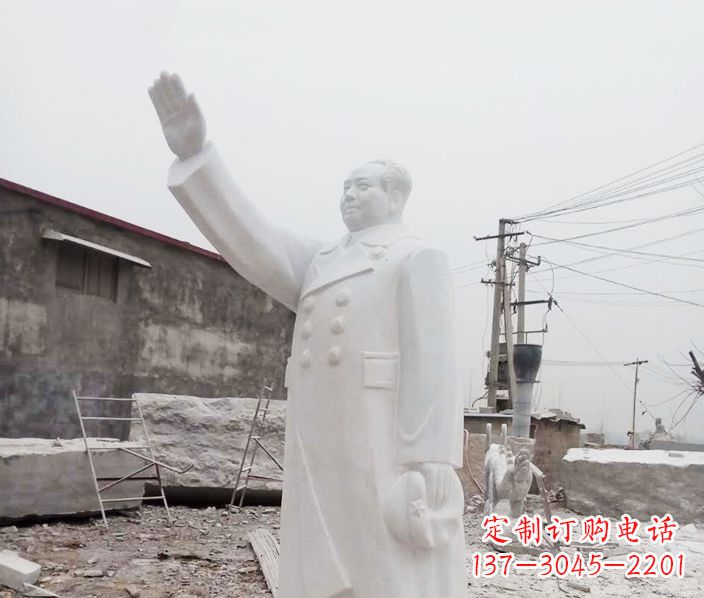聊城为毛泽东伟人石雕制作一尊永恒的雕塑