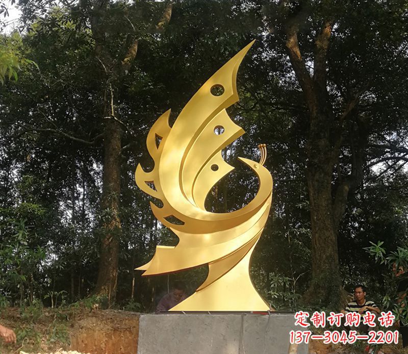聊城以古典风格演绎不锈钢凤凰雕塑