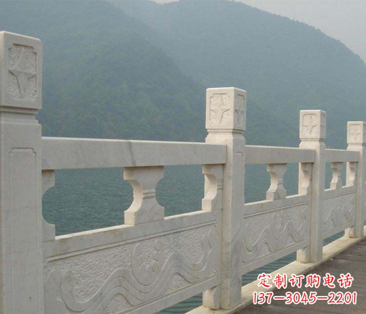聊城中领雕塑:景区大理石栏板石雕