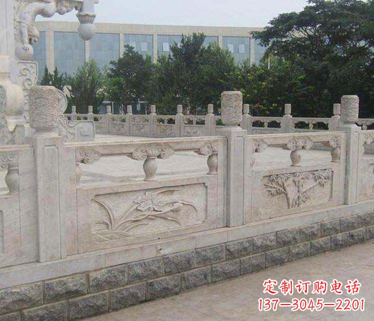 聊城中领雕塑:精美石材栏板雕塑