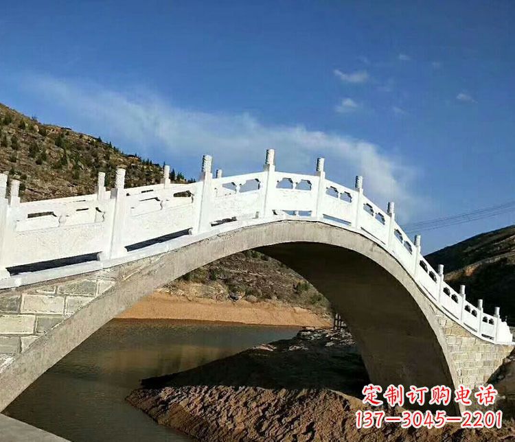 聊城卓越之作:汉白玉拱桥雕塑