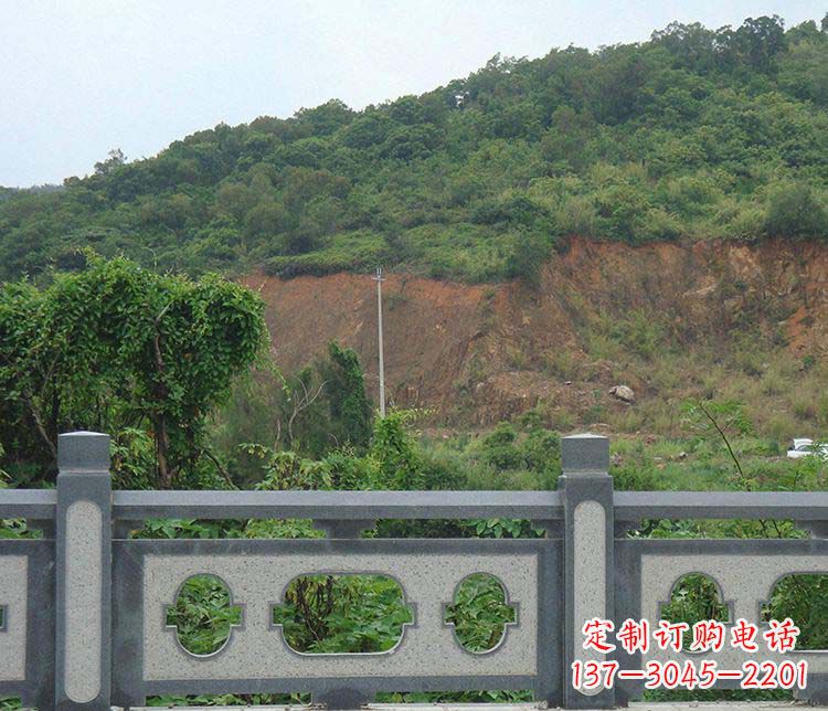 聊城景区仿古栏板石雕:展现华丽古典风格的雕塑艺术