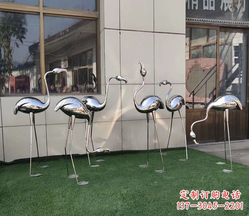 聊城优雅古典的镜面不锈钢仙鹤雕塑