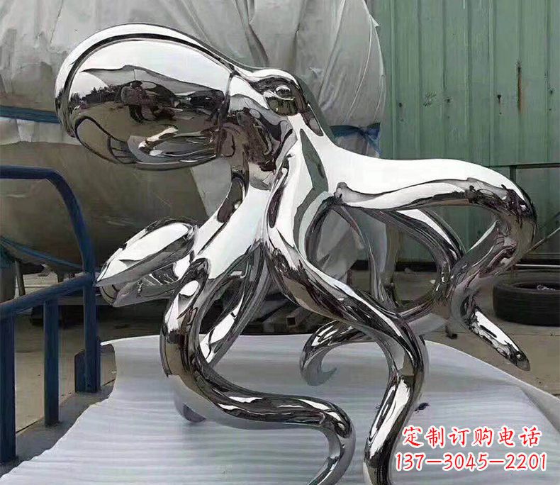 聊城镜面不锈钢章鱼雕塑