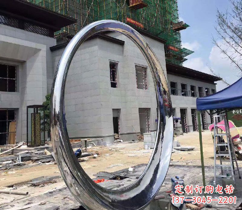 聊城精致典雅的镜面不锈钢圆环雕塑
