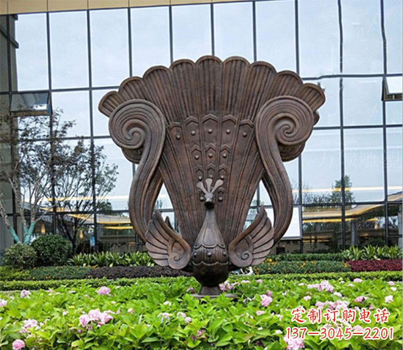 聊城装点家园的精美孔雀雕塑