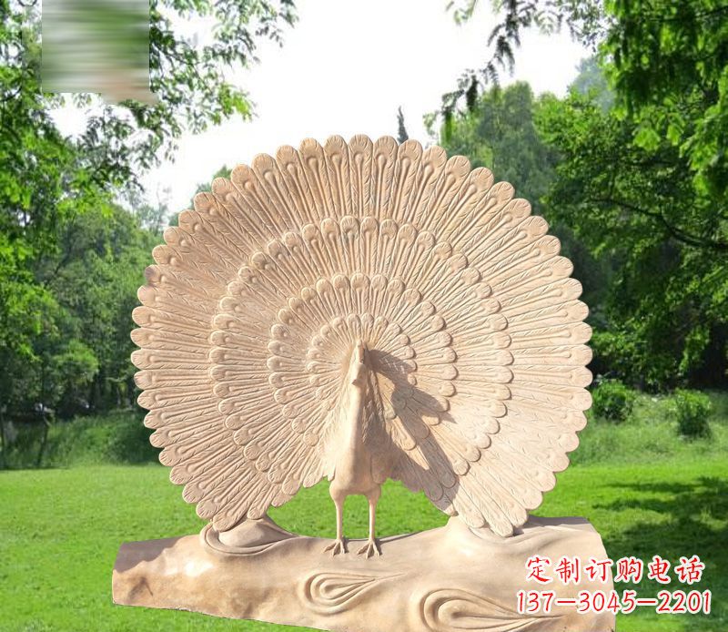 聊城欣赏孔雀美感的石雕公园雕塑