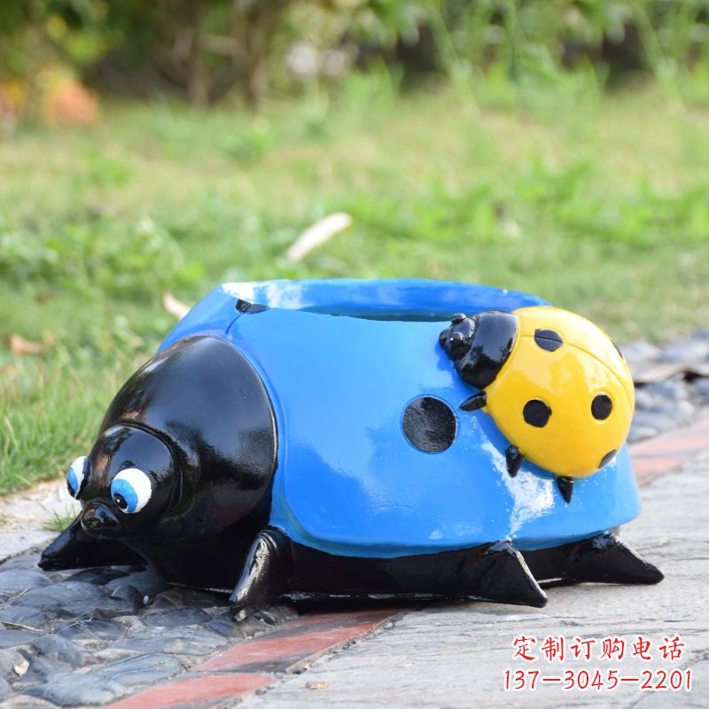 聊城蓝色玻璃钢七星瓢虫花盆雕塑