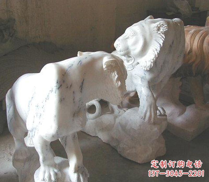 聊城领雕塑是一家专业的雕塑定制厂家,我们的老…