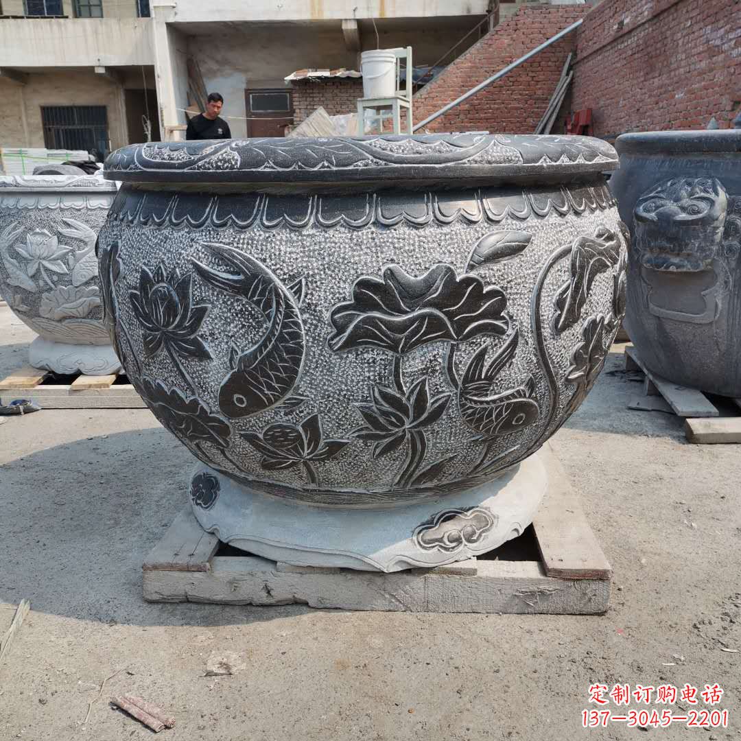 聊城老青石园林石雕水缸,享受自然之美