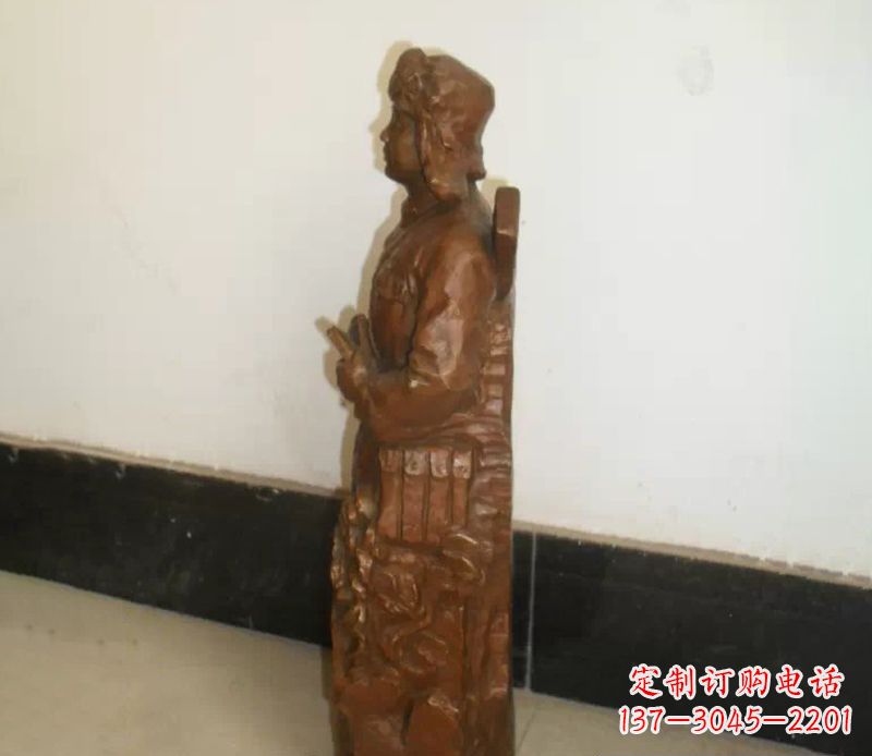 聊城精致纪念——雷锋铜雕