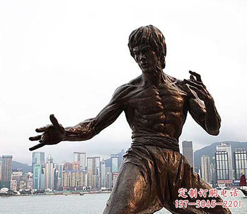 聊城李小龙铜雕,为您展现明星的精彩!
